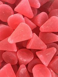 Cuberdons Fraise +- 100Gr